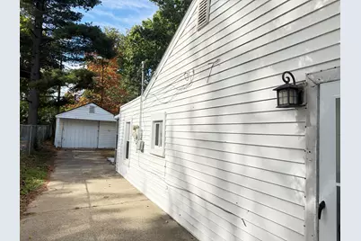 21345 Inkster Road, Farmington, MI 48336 - Photo 2