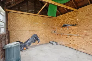 239 N Dwight St, Jackson, MI 49202 - Photo 28