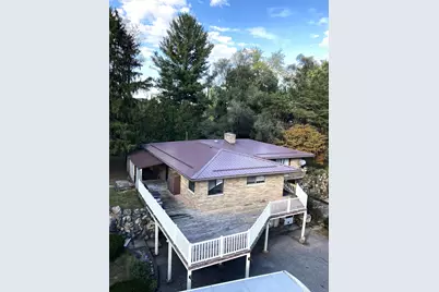 7250 S Sheridan Road, Sheridan, MI 48884 - Photo 2