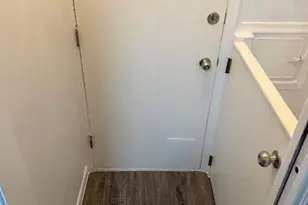 2490 Pinetree Dr, Trenton, MI 48183 - Photo 26