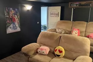 2490 Pinetree Dr, Trenton, MI 48183 - Photo 36