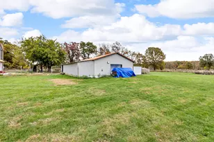 981 28 Mile Rd, Litchfield, MI 49252 - Photo 4