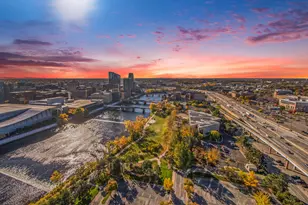 335 Bridge St NW, Grand Rapids, MI 49504 - Photo 2