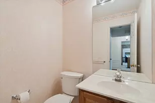 16252 Country Knoll Dr, Northville, MI 48168 - Photo 46