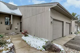 4683 Rockvalley Dr NE, Grand Rapids, MI 49525 - Photo 2