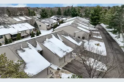 4683 Rockvalley Drive NE #2, Grand Rapids, MI 49525 - Photo 6