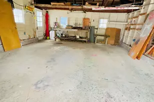 917 W Barnes Ave, Lansing, MI 48910 - Photo 30