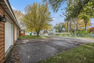 53027 Twin Lakes Rd, Dowagiac, MI 49047 - Photo 22