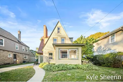 507 Elliot Street SE, Grand Rapids, MI 49507 - Photo 2