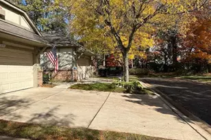 41974 Saratoga Cir, Canton, MI 48187 - Photo 2