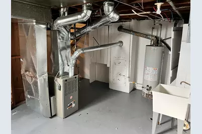 8873 Rutherford Street, Detroit, MI 48228 - Photo 16