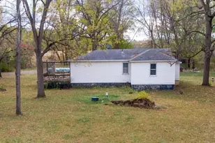 9936 E Wilson Rd, New Buffalo, MI 49117 - Photo 2