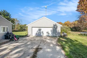 5475 14 Mile Ct NE, Rockford, MI 49341 - Photo 16
