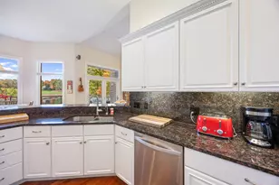 9235 Candlestone Dr, Canadian Lakes, MI 49346 - Photo 10