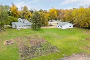 1676 68th St, Fennville, MI 49408 - Photo 10