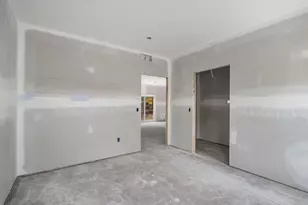 35921 Riverview Dr, Paw Paw, MI 49079 - Photo 12