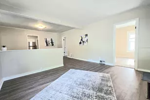 1752 Wood St, Muskegon, MI 49442 - Photo 12