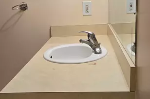 8688 Villa Ln Ln, Warren, MI 48093 - Photo 12