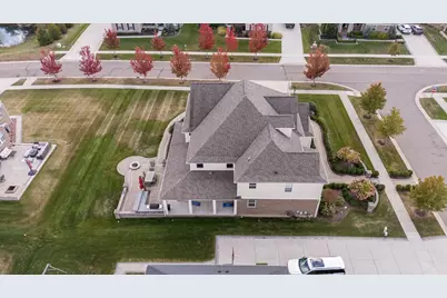 3003 Lankford Lane, Commerce Township, MI 48390 - Photo 34