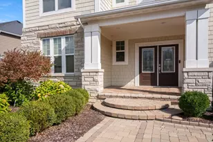 3003 Lankford Ln, Commerce Township, MI 48390 - Photo 4