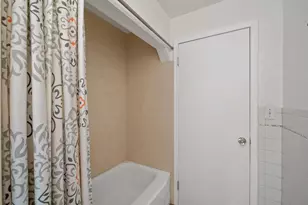 28109 Goddard Rd, Romulus, MI 48174 - Photo 24