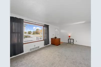 28109 Goddard Road, Romulus, MI 48174 - Photo 10