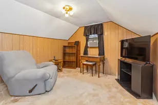 315 Pine St, Decatur, MI 49045 - Photo 14