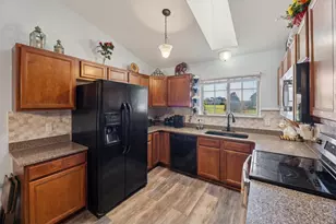 4738 Summer Ridge Dr, Howell, MI 48843 - Photo 12