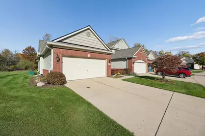 4738 Summer Ridge Drive, Howell, MI 48843 - Photo 4