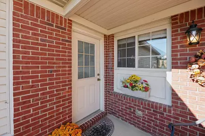 4738 Summer Ridge Drive, Howell, MI 48843 - Photo 6