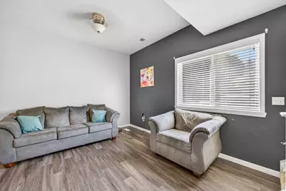124 W Madison Street, Big Rapids, MI 49307 - Photo 8