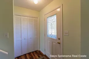 1520 Winifred St, Jenison, MI 49428 - Photo 4