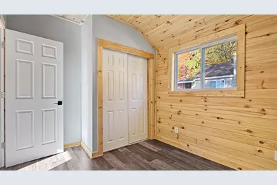 112 Iroquois Place, Cadillac, MI 49601 - Photo 12