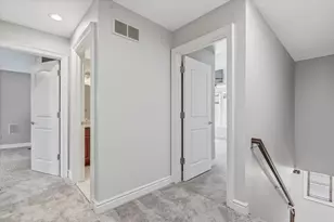 758 W Woodside Ave, Madison Heights, MI 48071 - Photo 14