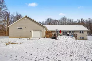 15627 13 Mile Rd, Battle Creek, MI 49014 - Photo 42