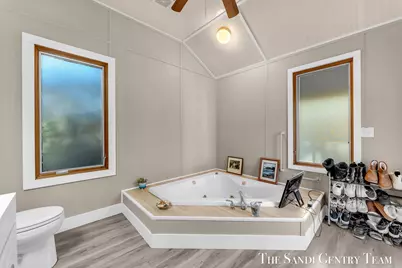 1963 Kregel Avenue, Muskegon, MI 49442 - Photo 16