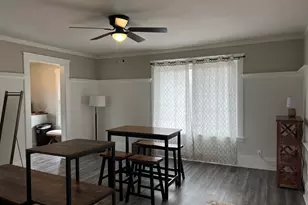 836 Pine St, Wyandotte, MI 48192 - Photo 6