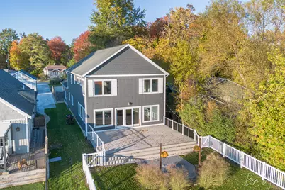 447 Lakeshore Boulevard, Norton Shores, MI 49444 - Photo 4