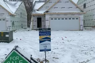 362 N Sherman St, Allegan, MI 49010 - Photo 2