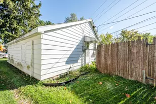 317 S Harrison St, Berrien Springs, MI 49103 - Photo 18