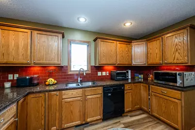 1381 Country Knoll Place, Saint Joseph, MI 49085 - Photo 6