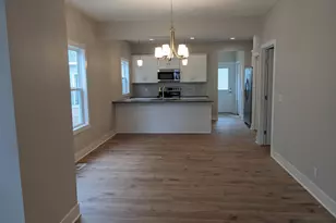 301 Vista Green Dr, Holland, MI 49423 - Photo 8