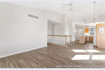 634 Wilshire Court, Holland, MI 49423 - Photo 10