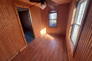 534 Barrett Ave Ave, Jackson, MI 49202 - Photo 4