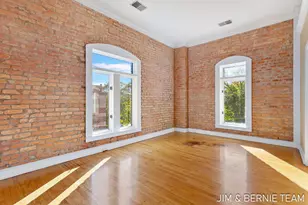 17 W 10th St, Holland, MI 49423 - Photo 10