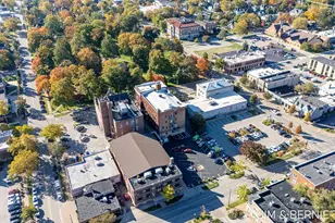 17 W 10th St, Holland, MI 49423 - Photo 44