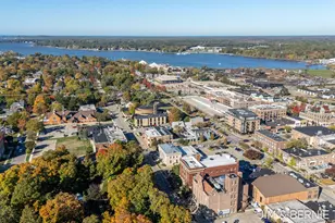 17 W 10th St, Holland, MI 49423 - Photo 48