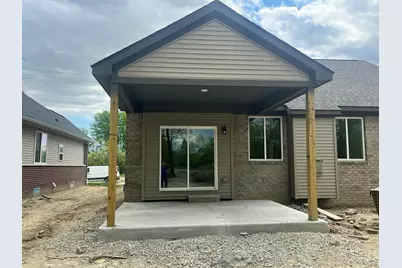 31610 Beaver Circle, New Boston, MI 48164 - Photo 2
