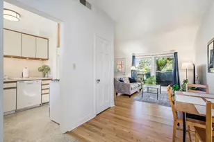 2308 Pittsfield Blvd, Ann Arbor, MI 48104 - Photo 8