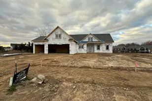 1821 Stratford Ln NW, Walker, MI 49534 - Photo 1